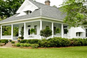 Don’t Make These 6 Mistakes When Landscaping Around Your House’s Foundation
